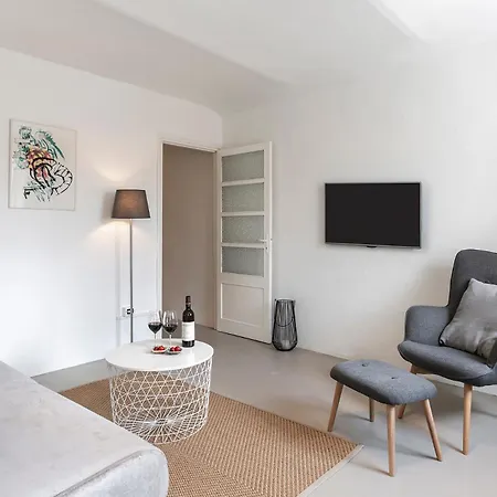 Grapeful - Center - 8 Pax - Free Park Ferienhaus *