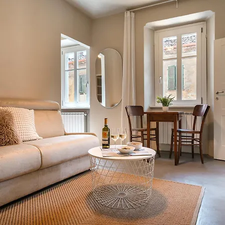 Ferienhaus Grapeful - Center - 8 Pax - Free Park