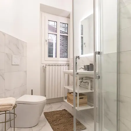 Grapeful - Center - 8 Pax - Free Park Canelli