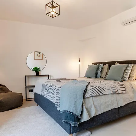 Dom wakacyjny Grapeful - Center - 8 Pax - Free Park *